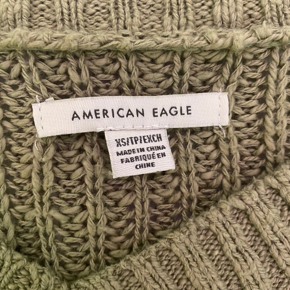 american eagle sweater - Picture 2 of 3